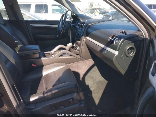2005 PORSCHE CAYENNE WP1AA29P35LA24133 Photo 4