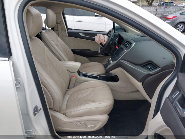 5LMCJ3D9XKUL47568 Lincoln Mkc Reserve