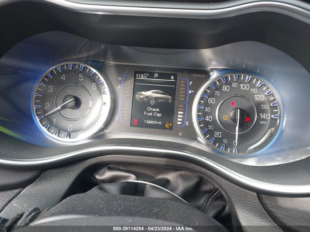 Chrysler 200 Limited 2015 1C3CCCAB0FN749547 Image 15