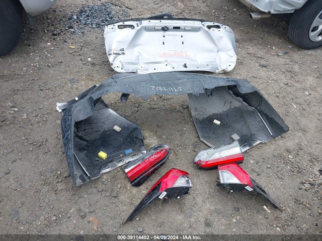 Toyota RAV4 LE 2021 2T3H1RFV0MC104093 Image 12