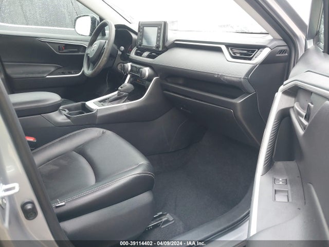 Toyota RAV4 LE 2021 2T3H1RFV0MC104093 Image 5
