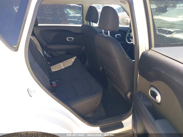KIA SOUL + 2018 KNDJP3A57J7902164 Image 8