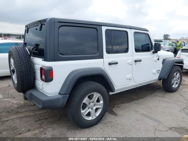 1C4HJXDG9LW216110 Jeep Wrangler Unlimited Sport S 4x4