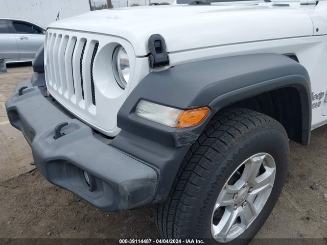 1C4HJXDG9LW216110 Jeep Wrangler Unlimited Sport S 4x4