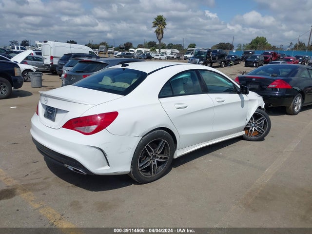 Mercedes-Benz CLA 250 2019 WDDSJ4EB8KN726997 Image 4
