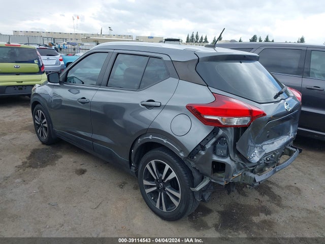 Nissan KICKS SV 2018 3N1CP5CU3JL516901 Image 3