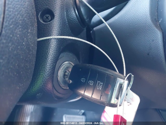 KIA SOUL + 2018 KNDJP3A55J7527651 Image 11