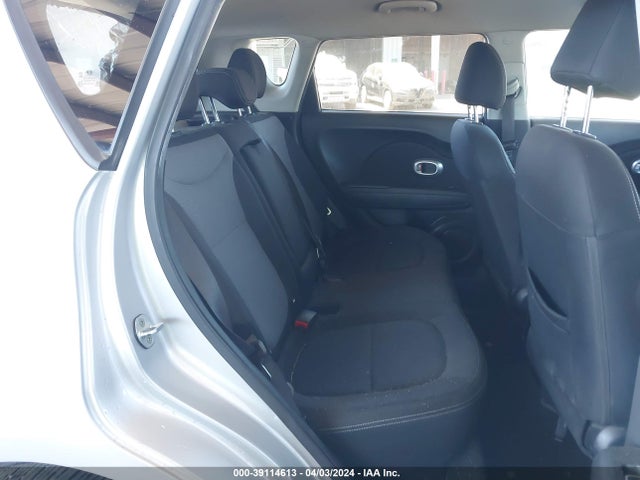 KIA SOUL + 2018 KNDJP3A55J7527651 Image 8