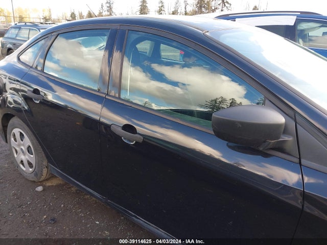 Ford FOCUS S 2015 1FADP3E22FL315288 Image 14