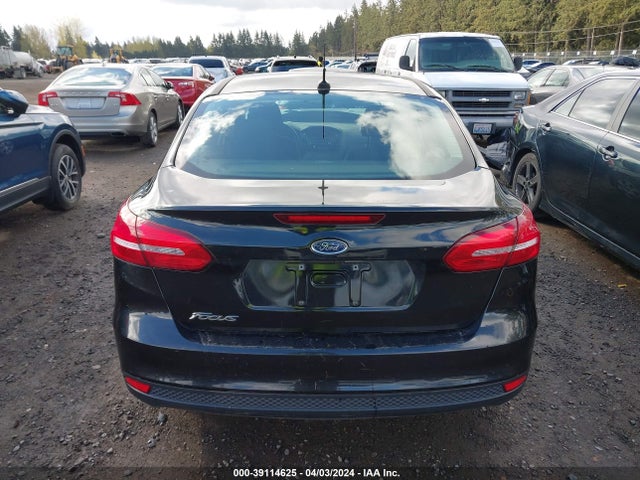 Ford FOCUS S 2015 1FADP3E22FL315288 Image 17