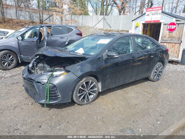 Toyota COROLLA SE 2018 2T1BURHE8JC048483 Image 2
