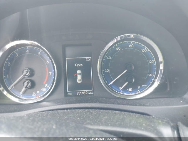Toyota COROLLA SE 2018 2T1BURHE8JC048483 Image 7