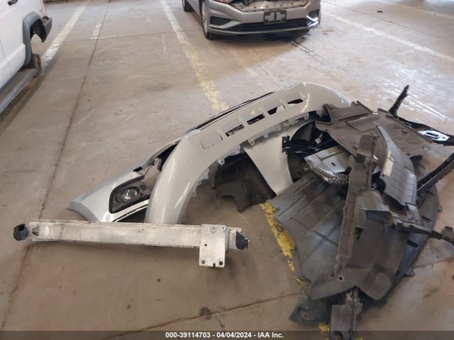 WA1LFAFP4FA136697 Audi Q5 2.0t Premium