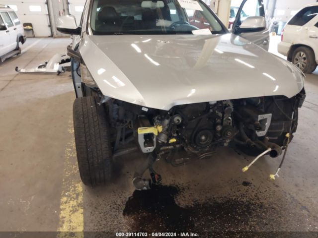 WA1LFAFP4FA136697 Audi Q5 2.0t Premium