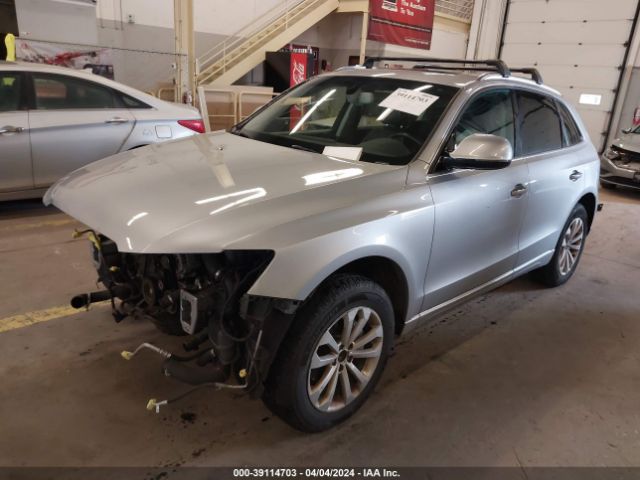 WA1LFAFP4FA136697 Audi Q5 2.0t Premium