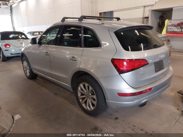 WA1LFAFP4FA136697 Audi Q5 2.0t Premium