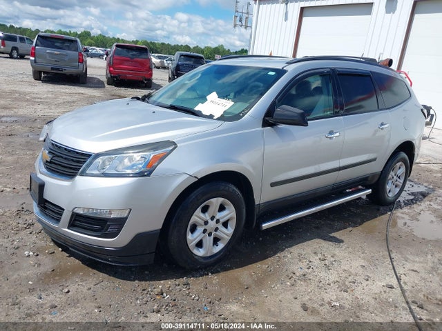 Chevrolet Traverse Ls 2015 1GNKVFKD4FJ115675 Image 2