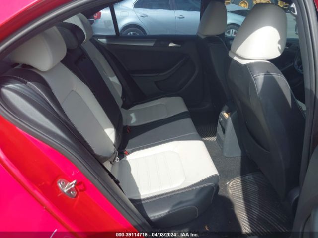 3VWD17AJ2GM303736 Volkswagen Jetta 1.8t Sport