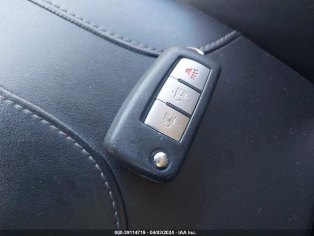 JN1BJ1CP9HW010624 Nissan Rogue Sport S