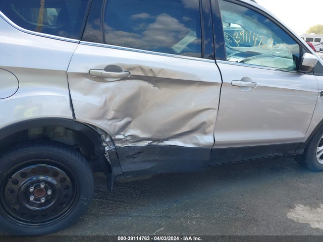 Ford ESCAPE SE 2018 1FMCU0G95JUC13604 Image 6