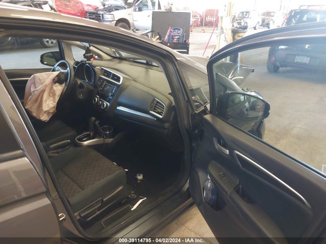 Honda FIT LX 2016 JHMGK5H58GX031602 Image 5