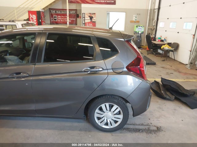 Honda FIT LX 2016 JHMGK5H58GX031602 Image 6