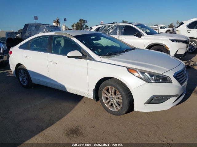 Hyundai SONATA SE 2015 5NPE24AF2FH252242 Image 1