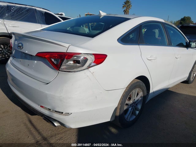 Hyundai SONATA SE 2015 5NPE24AF2FH252242 Image 6