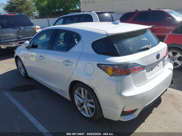 JTHKD5BH2H2287238 Lexus CT 200H