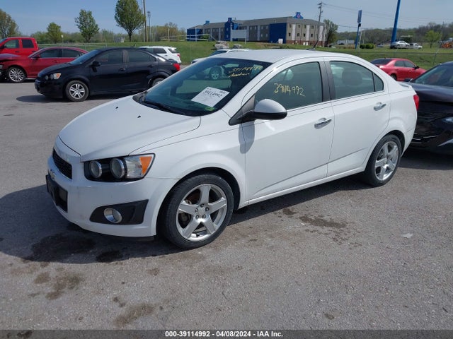 Chevrolet Sonic Ltz Auto 2014 1G1JE5SB1E4212027 Image 2