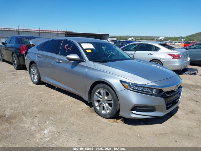 Honda ACCORD LX 2018 1HGCV1F13JA211081 головне зображення
