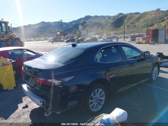 Toyota CAMRY LE 2022 4T1C11AK2NU059952 Image 4