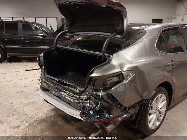 Toyota CAMRY LE 2022 4T1R11AK6NU617554 Image 18