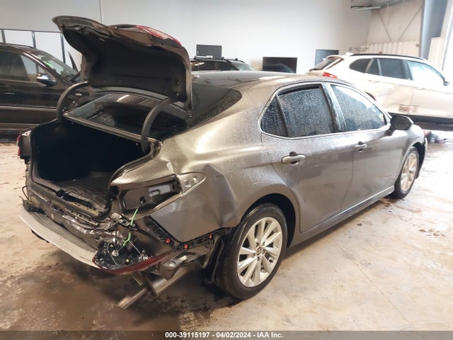 Toyota CAMRY LE 2022 4T1R11AK6NU617554 Image 4
