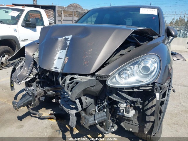 2014 PORSCHE CAYENNE HYBRID WP1AE2A22ELA50775 Photo 5