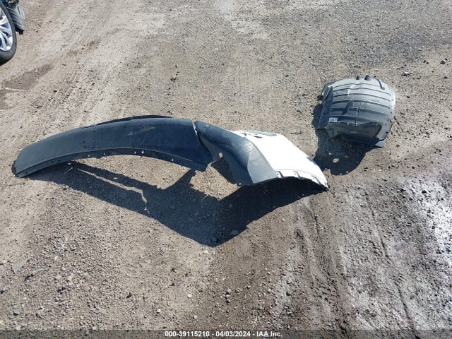 Nissan ROGUE S 2017 KNMAT2MV9HP617851 Image 12