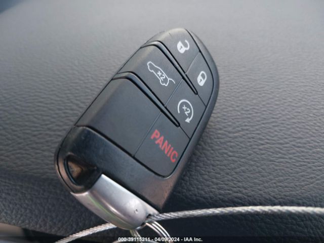 1C4RJFAG1LC126552 Jeep Grand Cherokee Upland 4x4