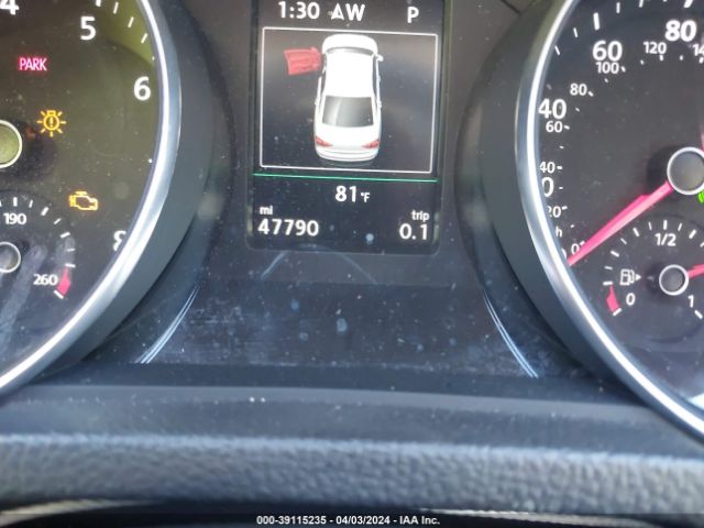 1VWBA7A36JC032956 Volkswagen Passat 2.0t Se