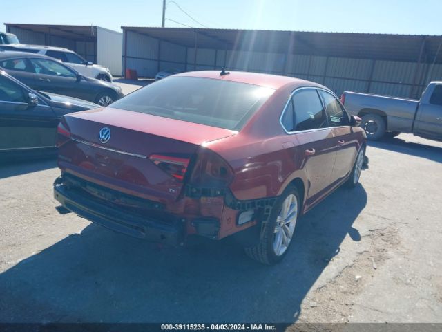 1VWBA7A36JC032956 Volkswagen Passat 2.0t Se