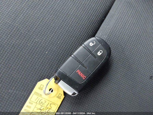 1C4RJFAG2GC366442 Jeep Grand Cherokee Laredo