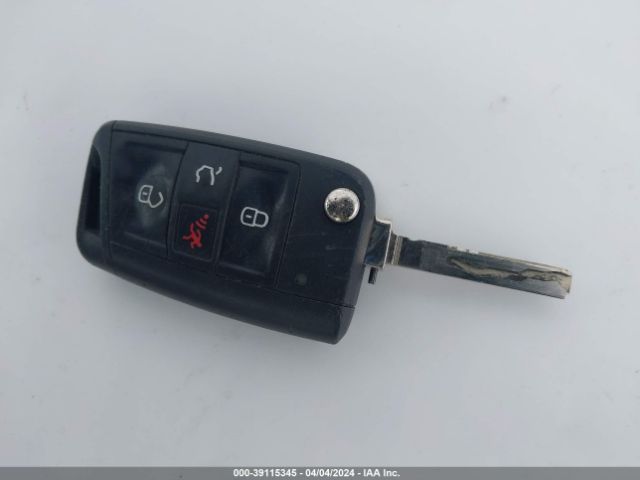 3VV0B7AX0JM073545 Volkswagen Tiguan 2.0t S