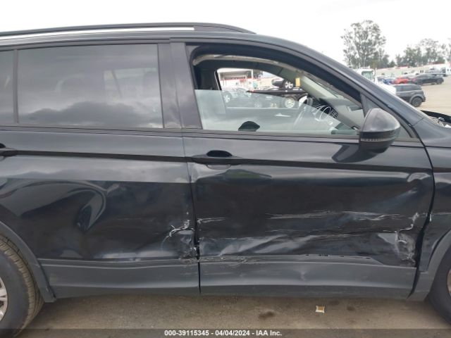 3VV0B7AX0JM073545 Volkswagen Tiguan 2.0t S
