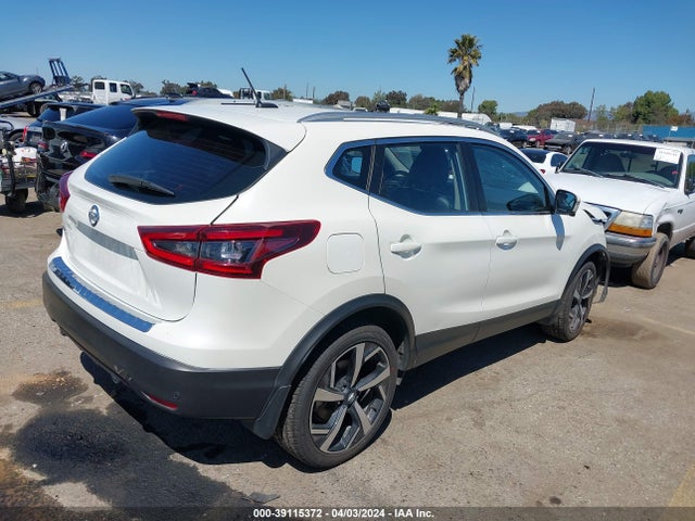 JN1BJ1CV3NW349034 Nissan Rogue Sport Sl Fwd Xtronic Cvt