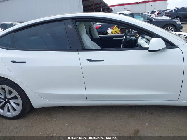 Tesla Model 3 Rear-wheel Drive 2022 5YJ3E1EA0NF359640 Image 13