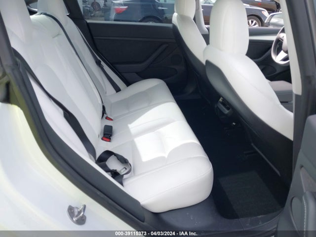 Tesla Model 3 Rear-wheel Drive 2022 5YJ3E1EA0NF359640 Image 8