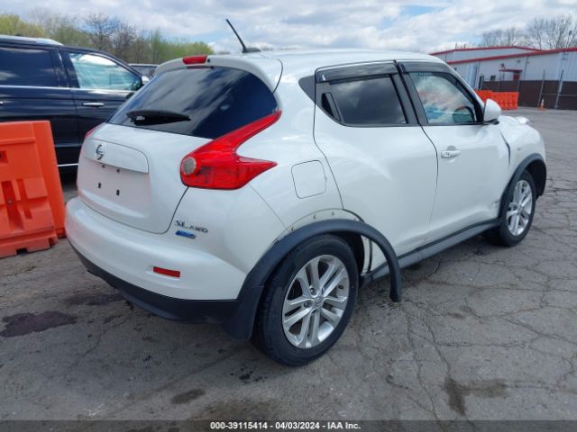 JN8AF5MV9ET356382 Nissan Juke Sl