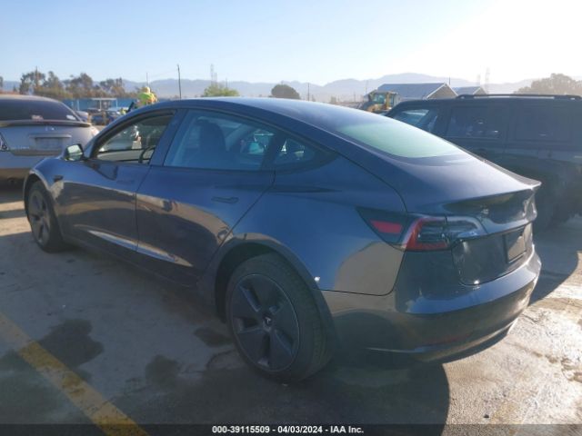 2022 TESLA MODEL 3 5YJ3E1EB0NF184525 Photo 2