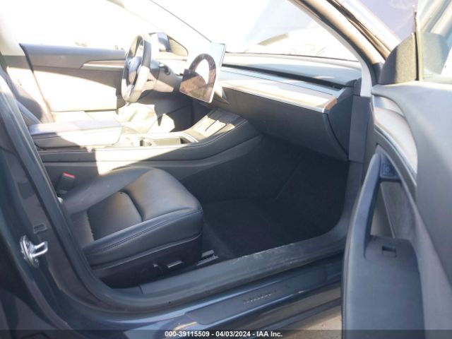 2022 TESLA MODEL 3 5YJ3E1EB0NF184525 Photo 4