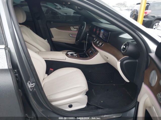 WDDZF4JB4JA486455 Mercedes-Benz E 300