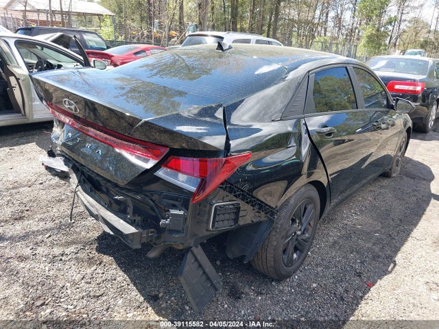 Hyundai ELANTRA SEL 2022 5NPLM4AG6NH072027 Image 4